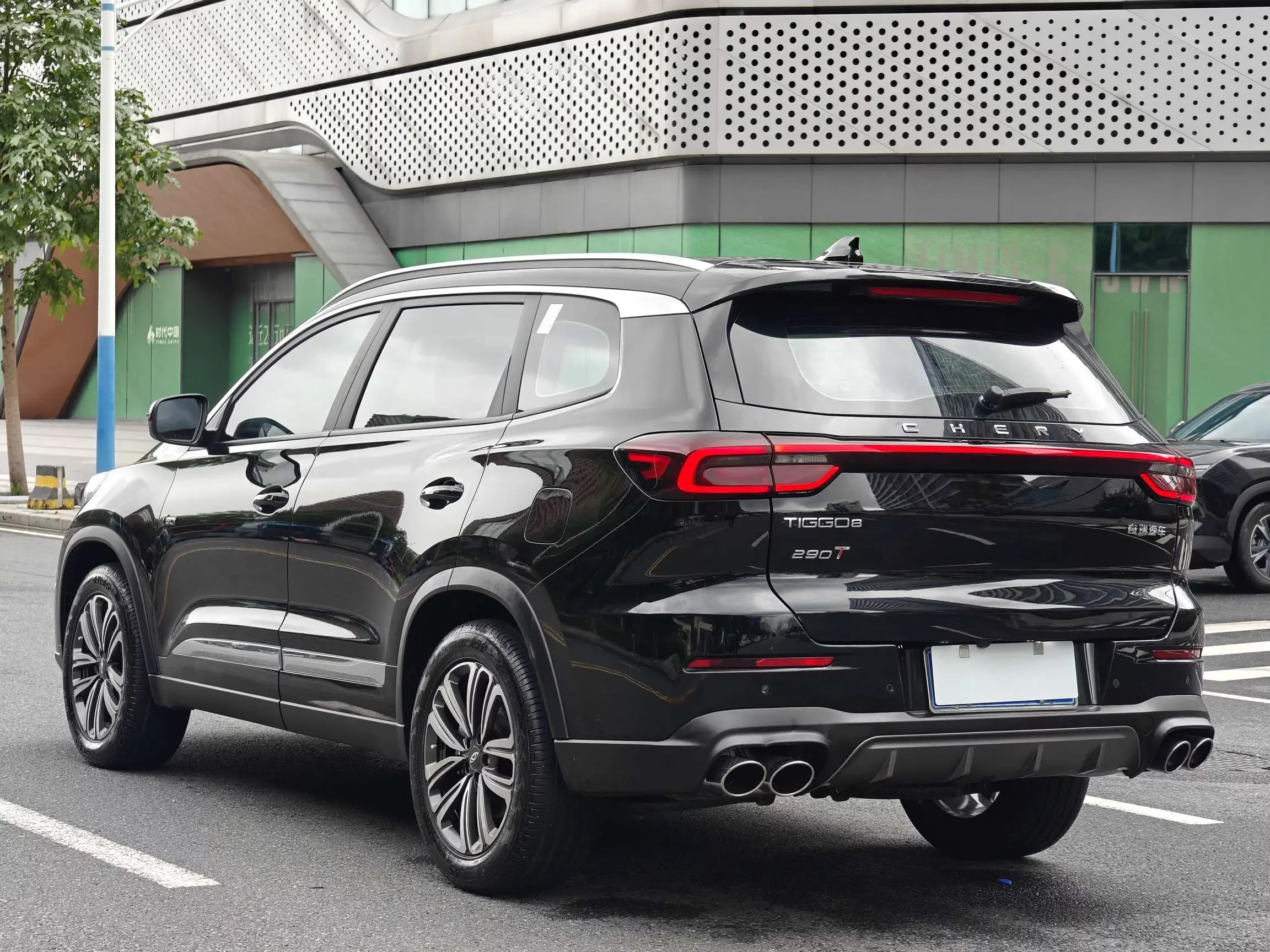 Chery Tiggo 8