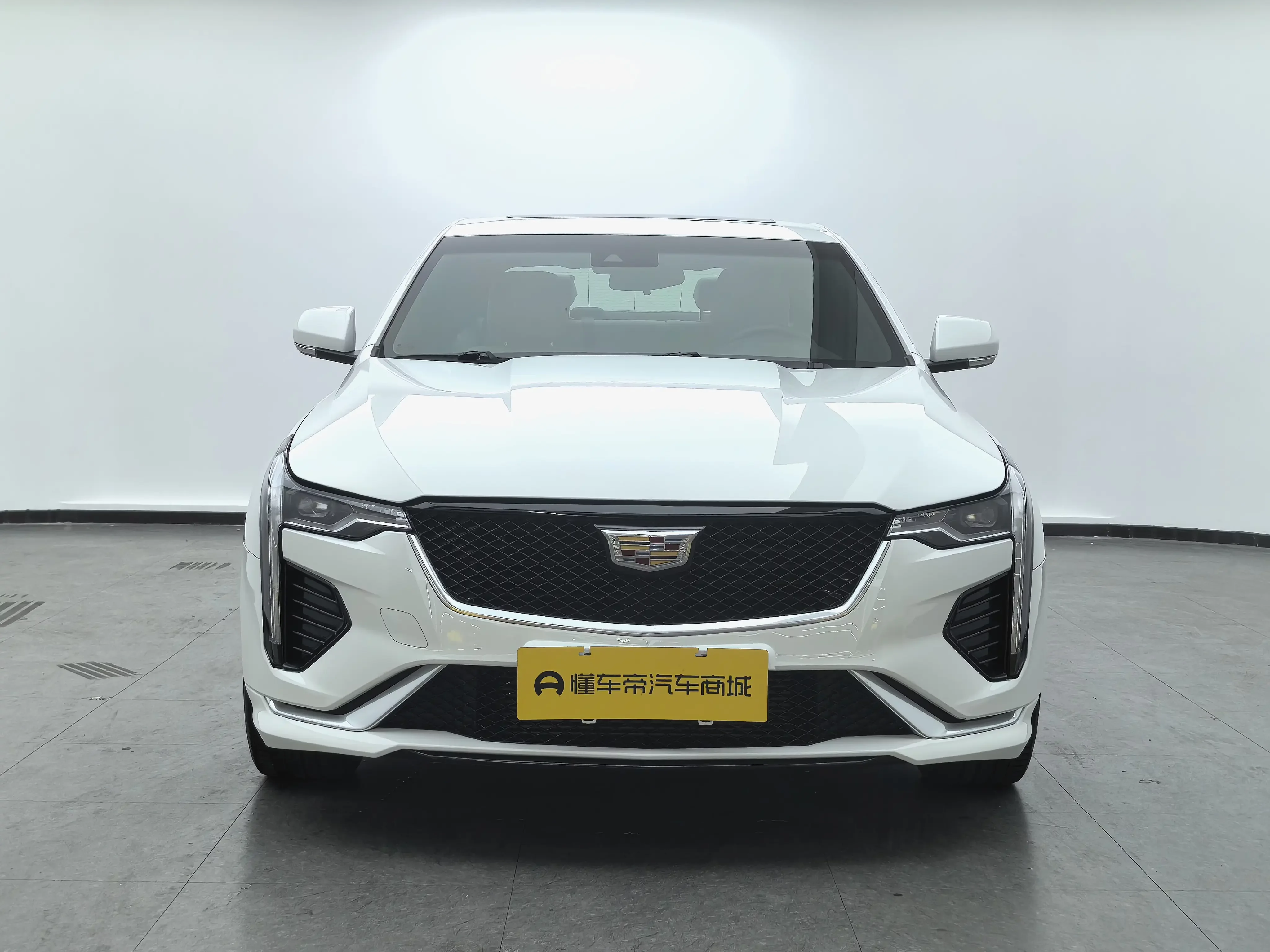 Cadillac CT4