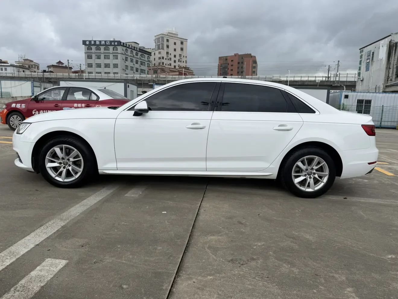 Audi A4L