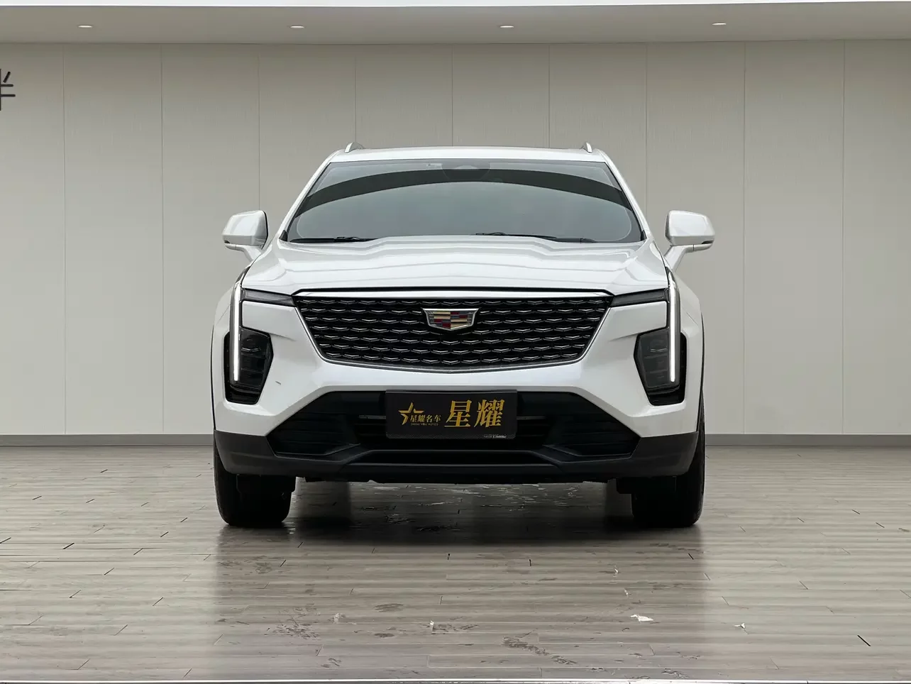 Cadillac XT4