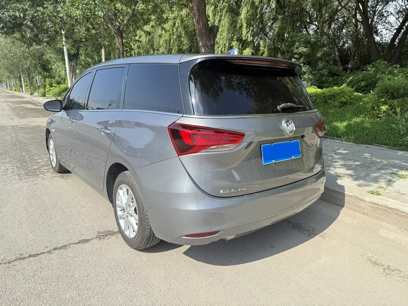 Buick GL6