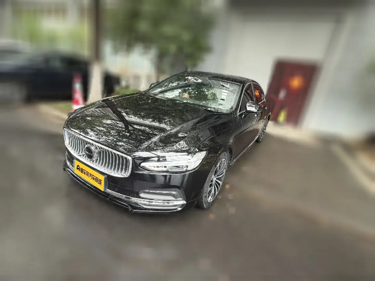 Volvo S90