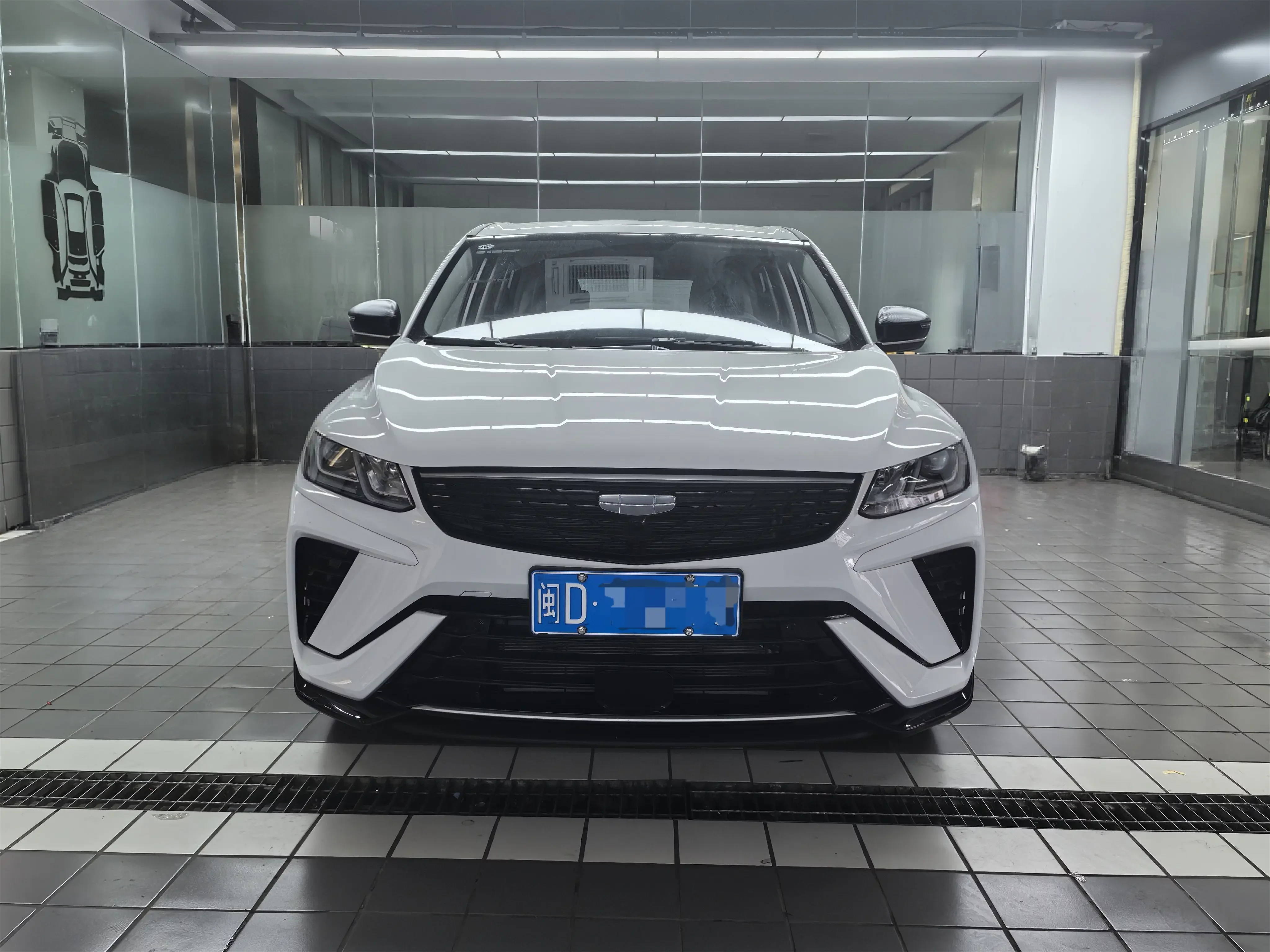 Geely Coolray SX11
