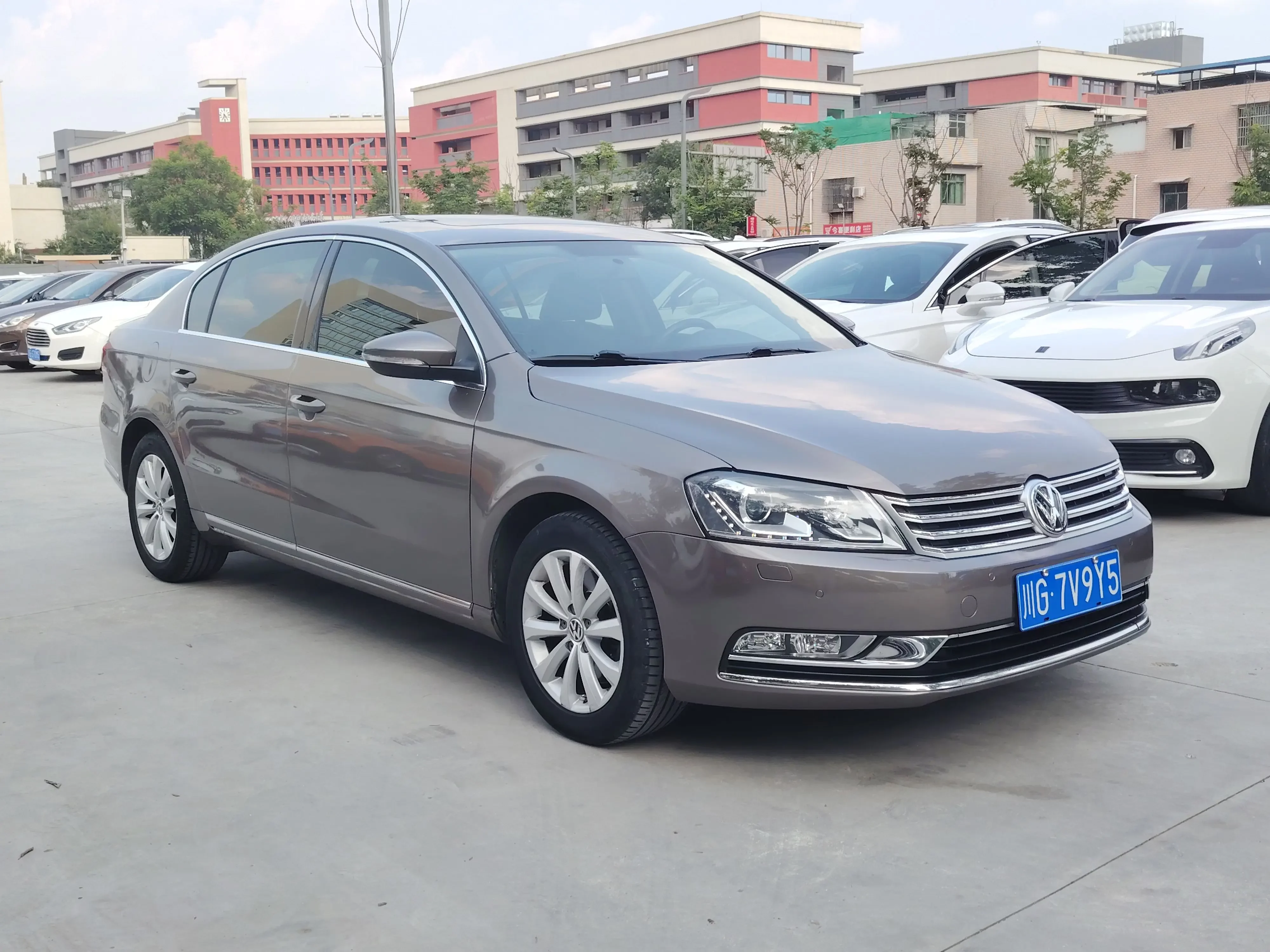 Volkswagen Magotan