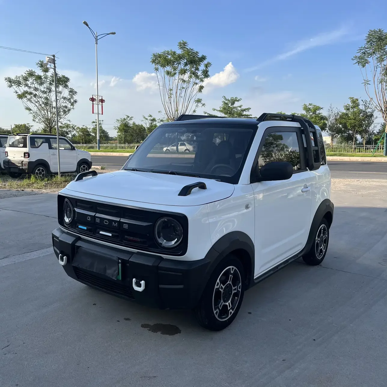 Geely panda