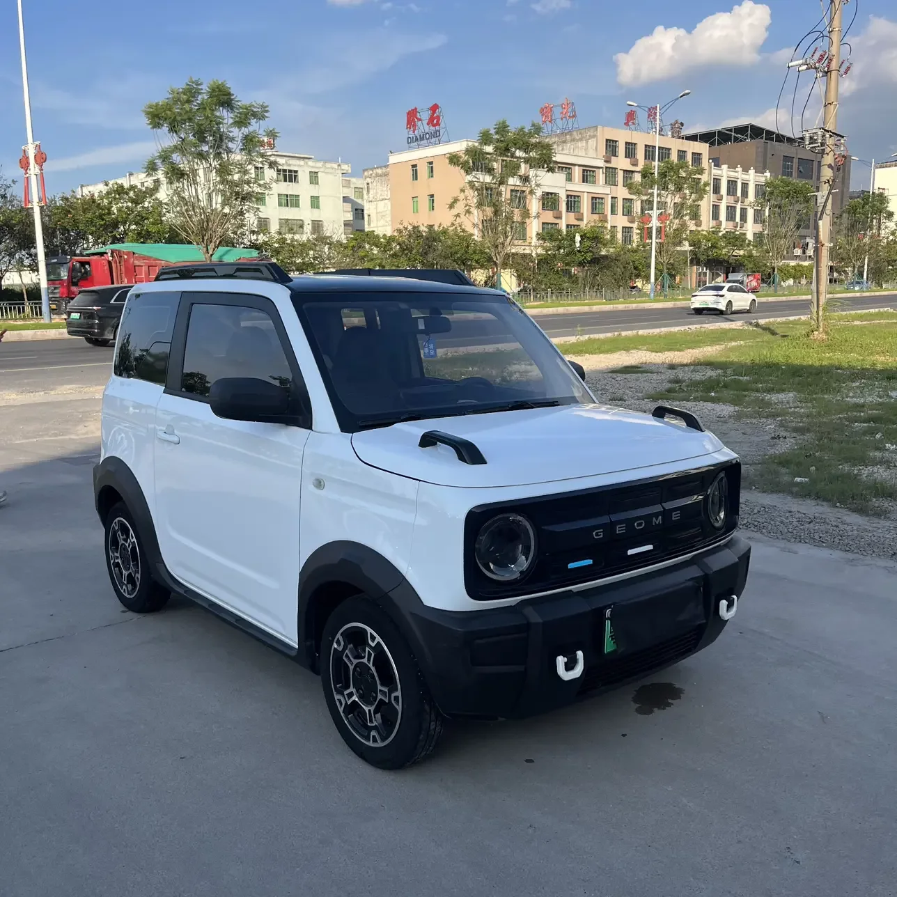 Geely panda