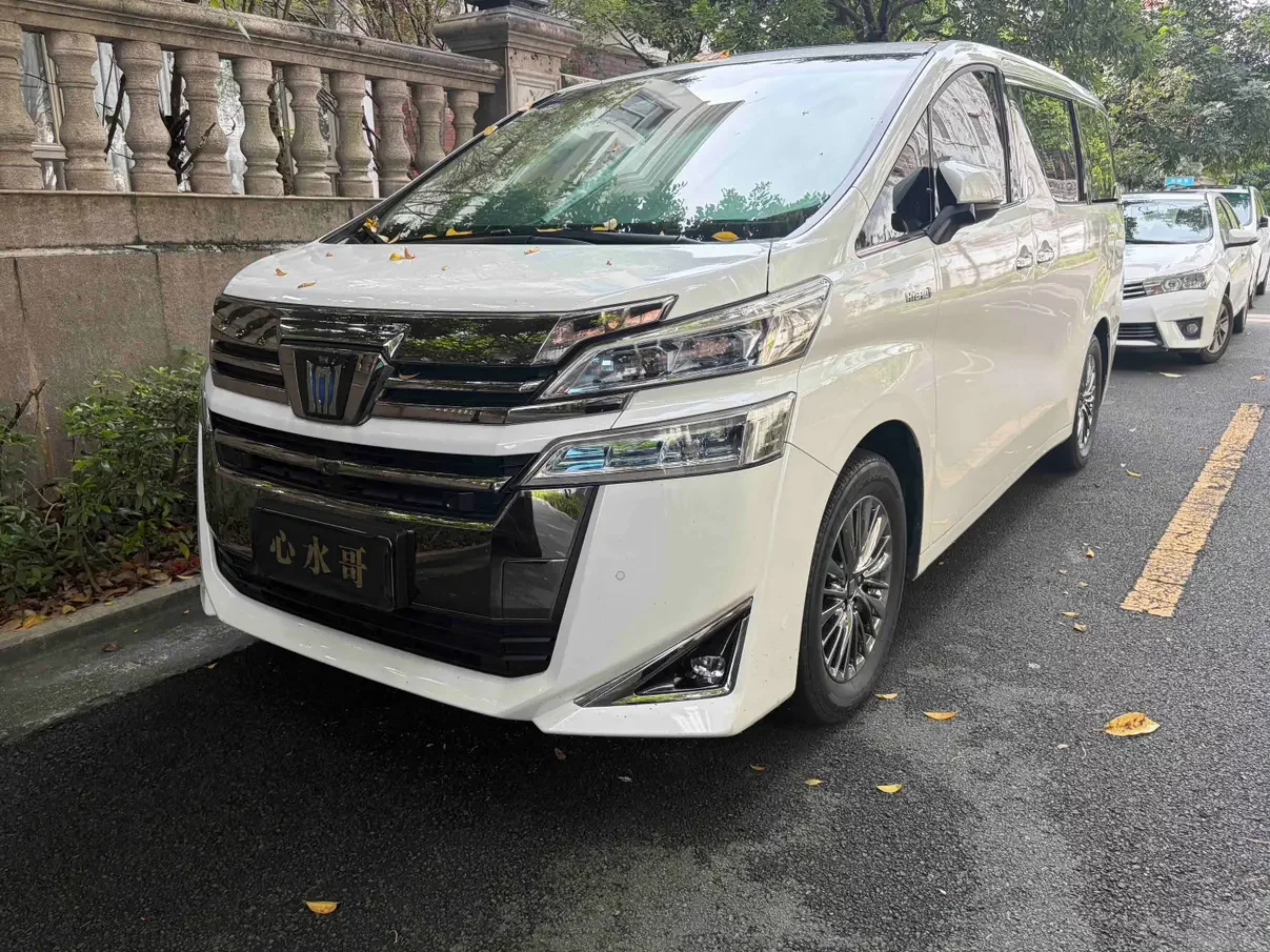 Toyota Crown Wellfire