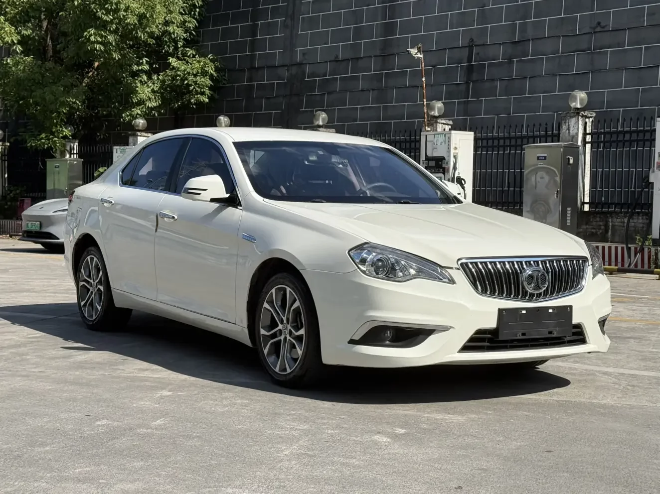 BAIC Saab D70