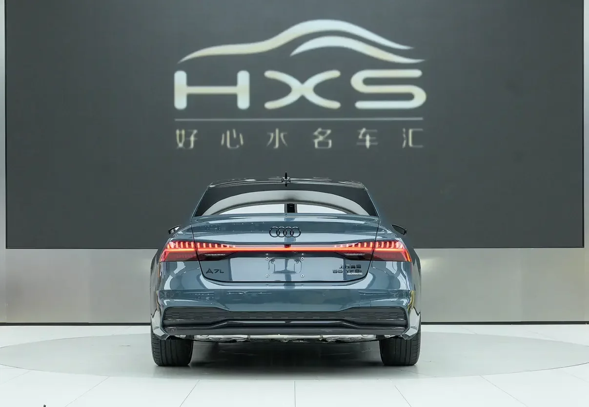 Audi A7L