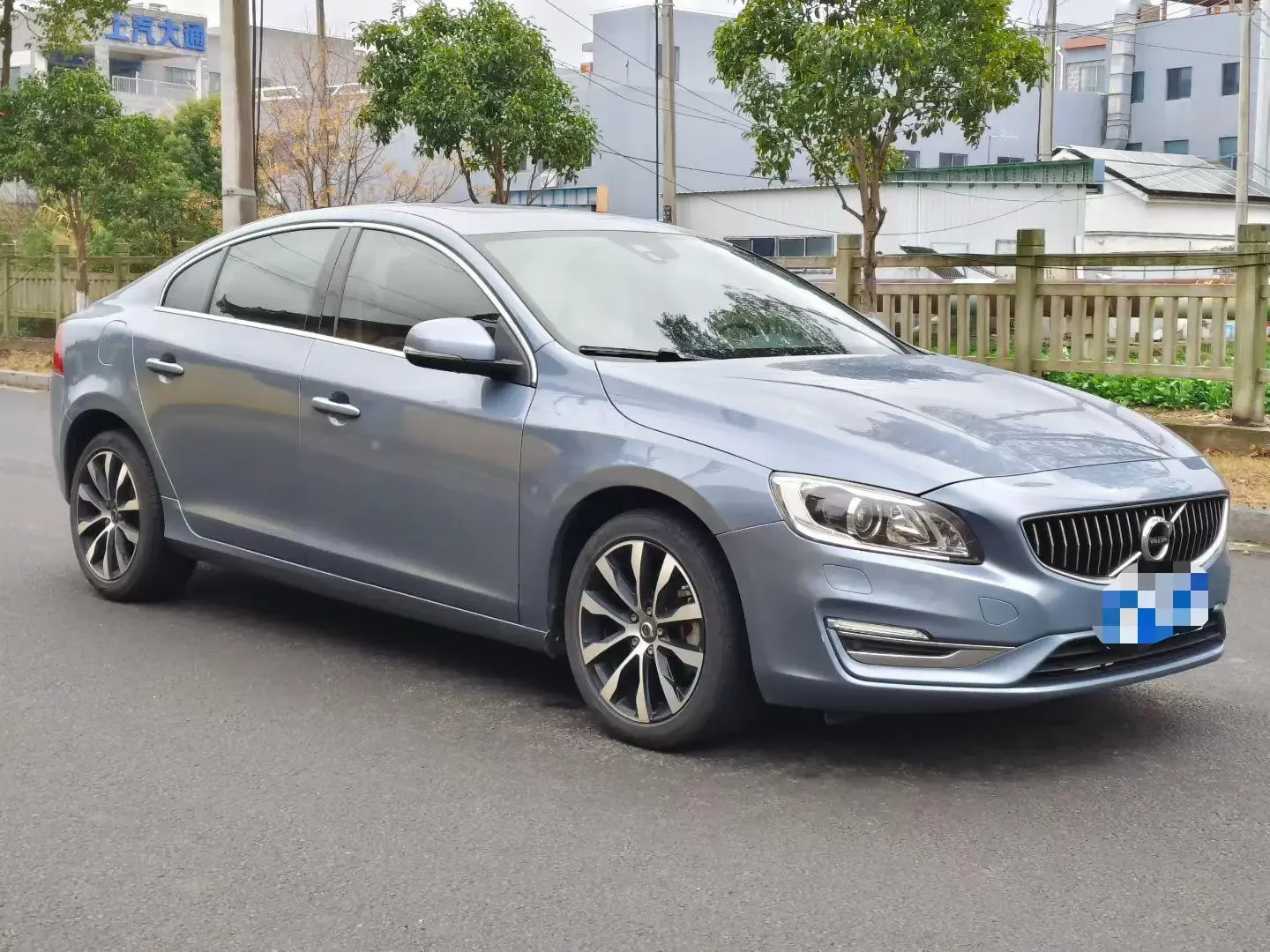 Volvo S60