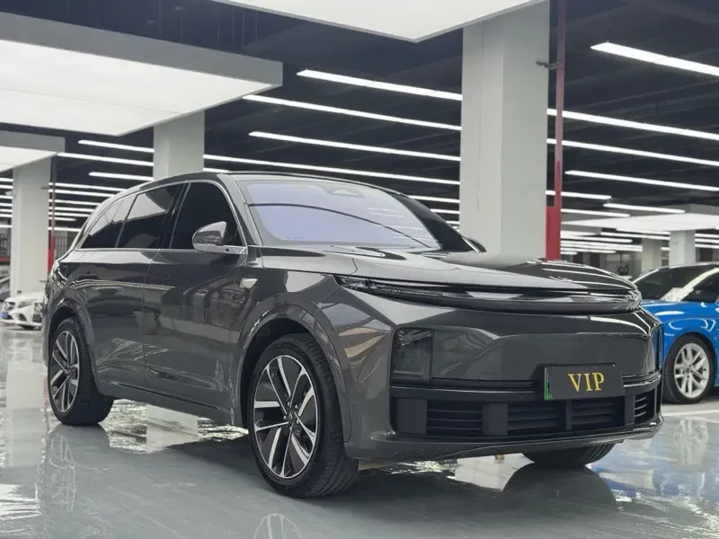 Lixiang L7