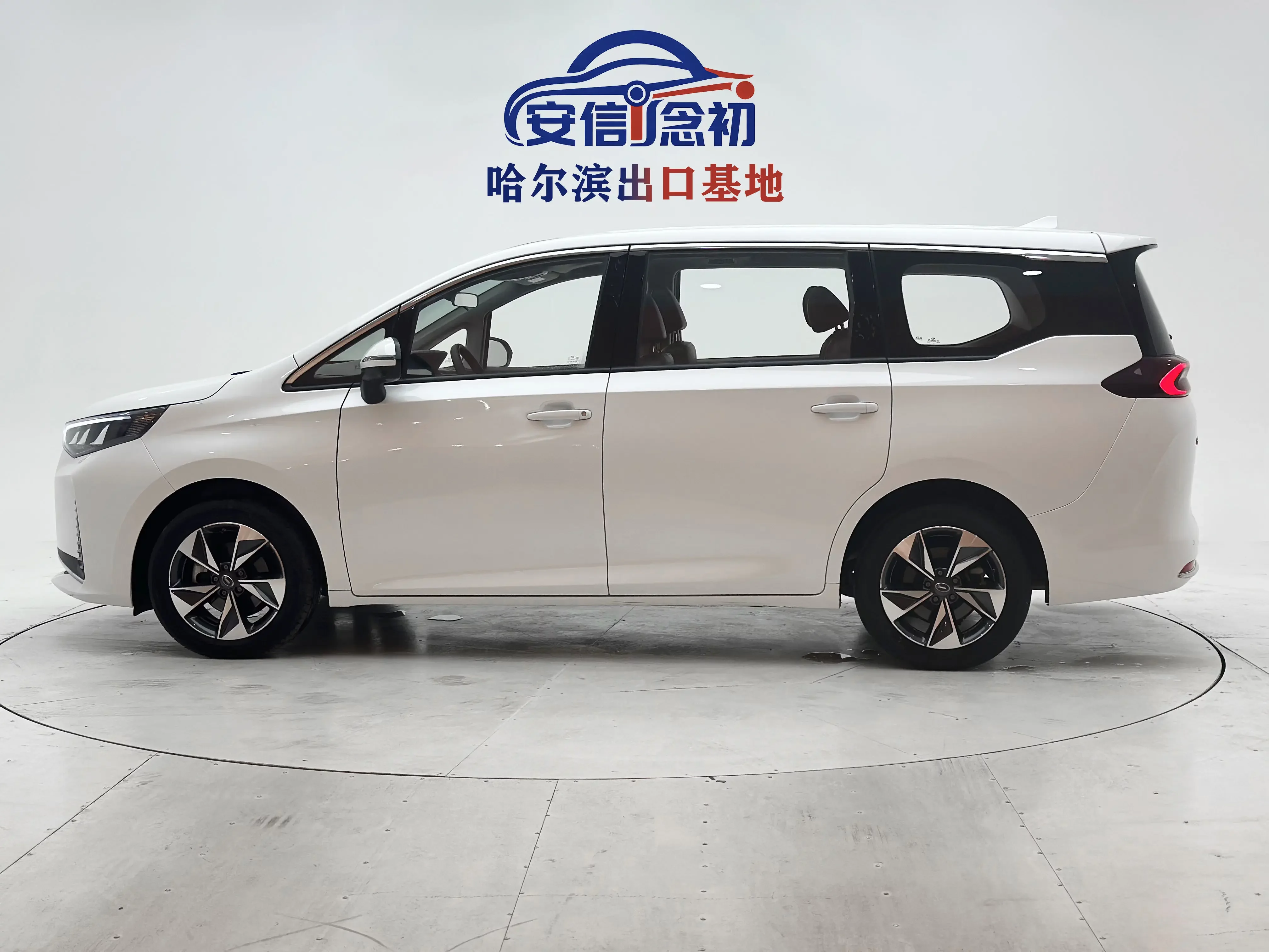 GAC Trumpchi M6