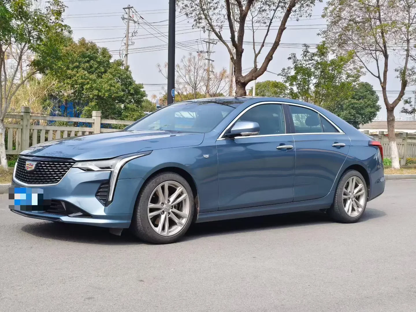 Cadillac CT4  из Китая