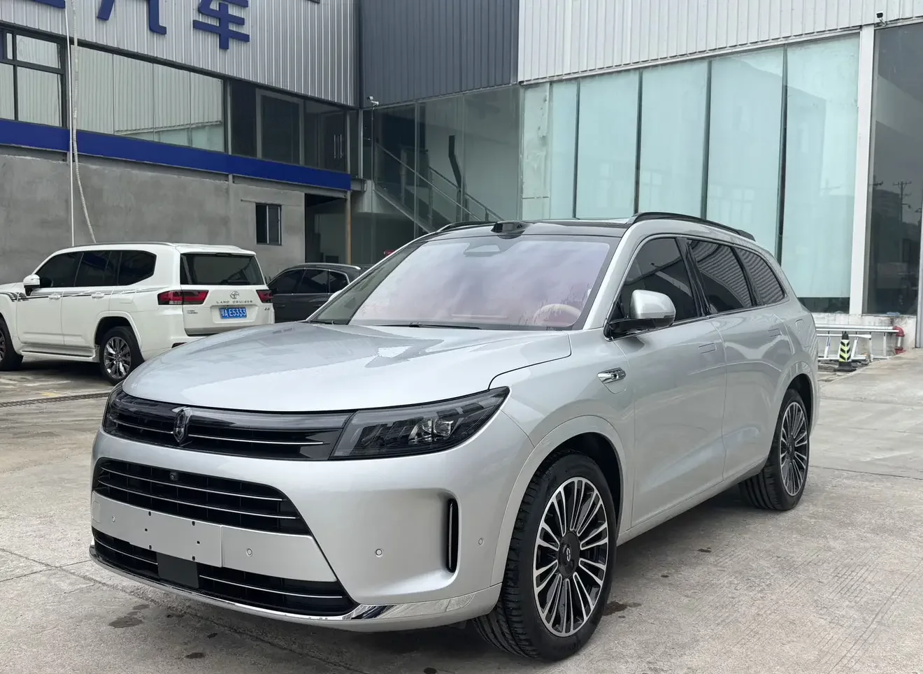 AITO M7