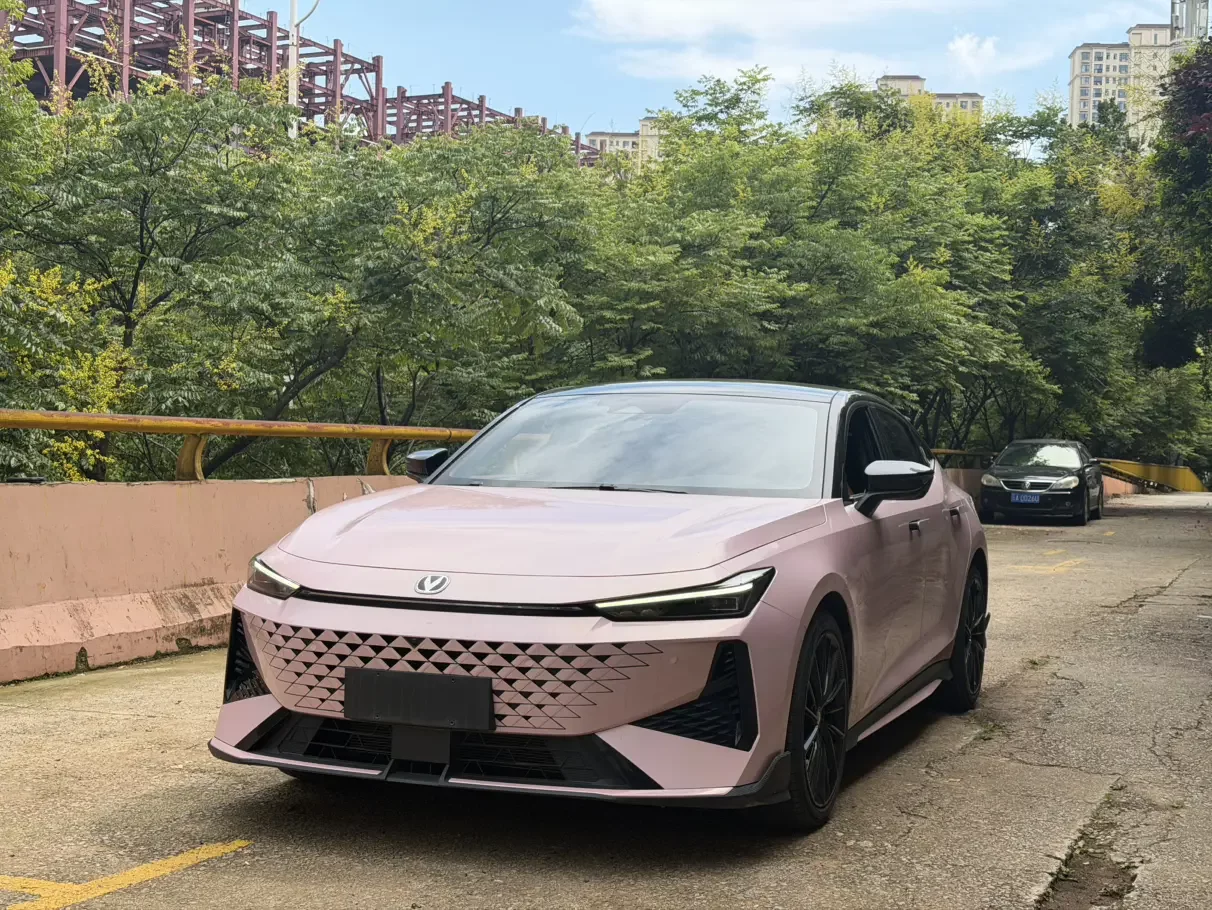 Changan UNI-V