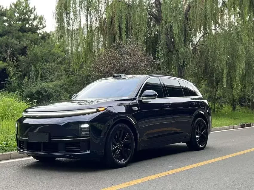 Lixiang L7