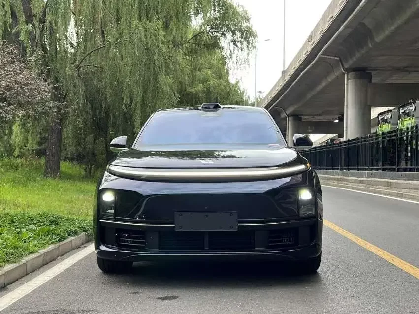 Lixiang L7