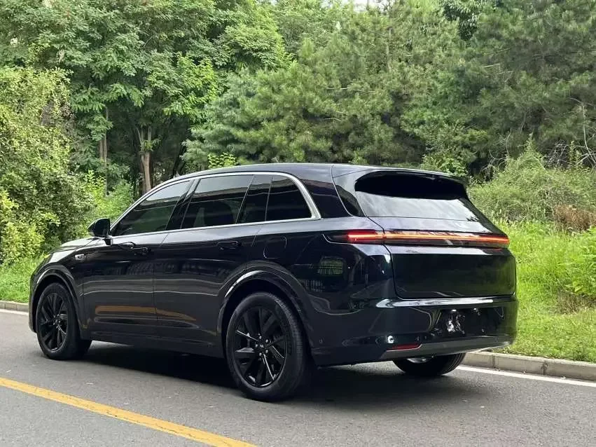 Lixiang L7
