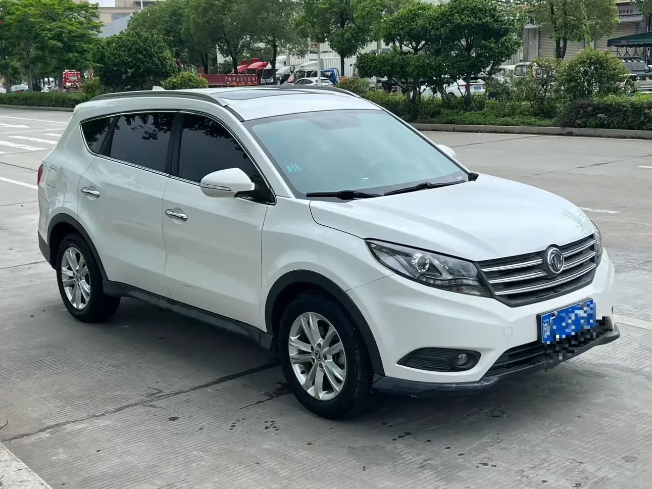 Dongfeng Fengon 580