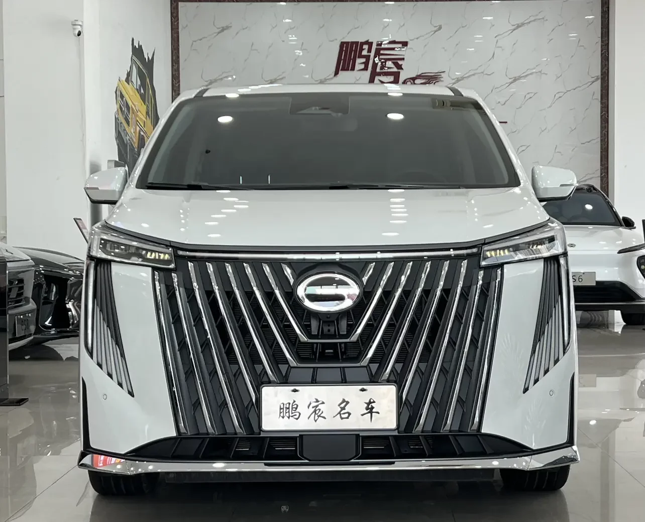 GAC Trumpchi M8