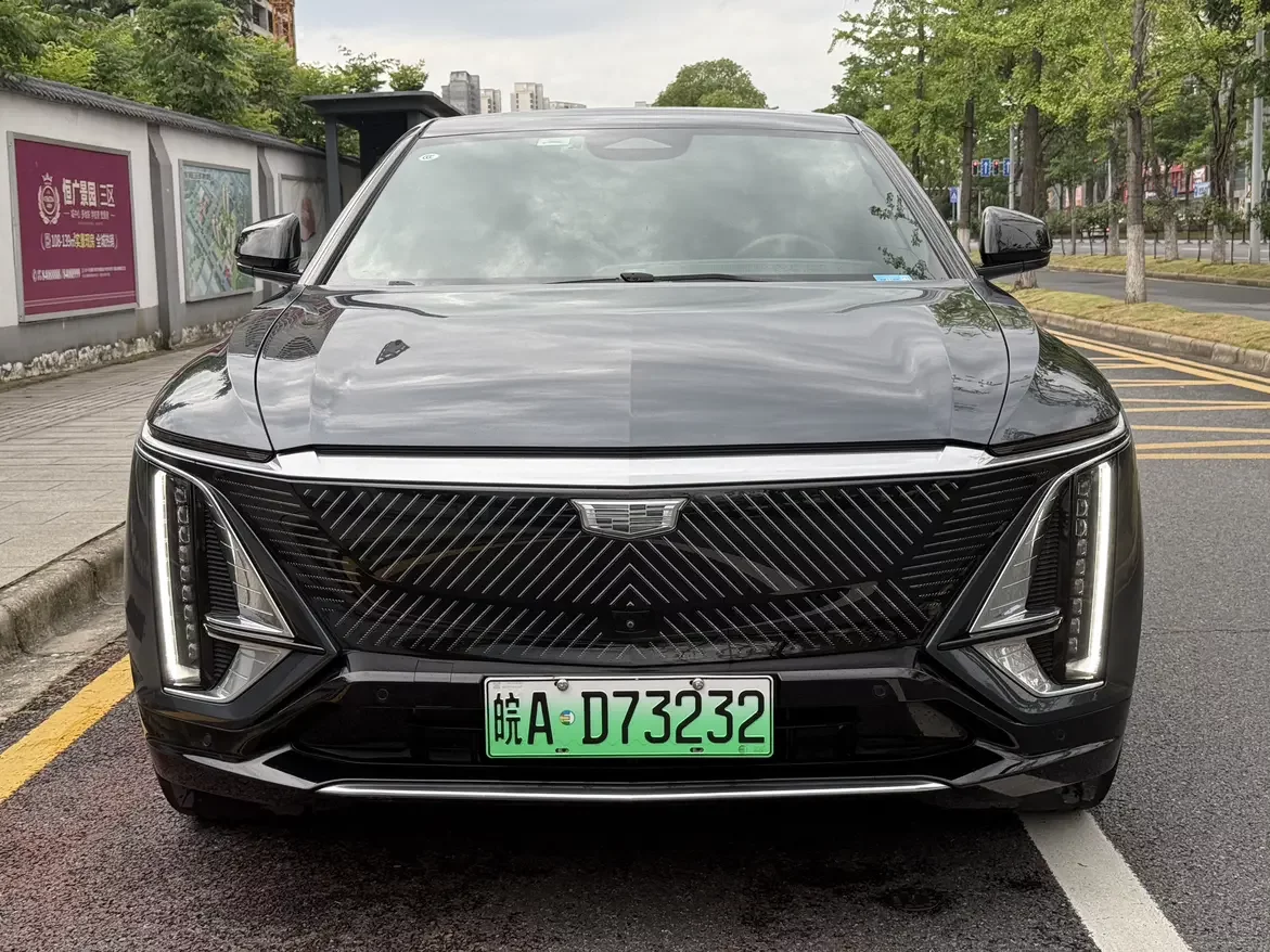 Cadillac IQ Ruige