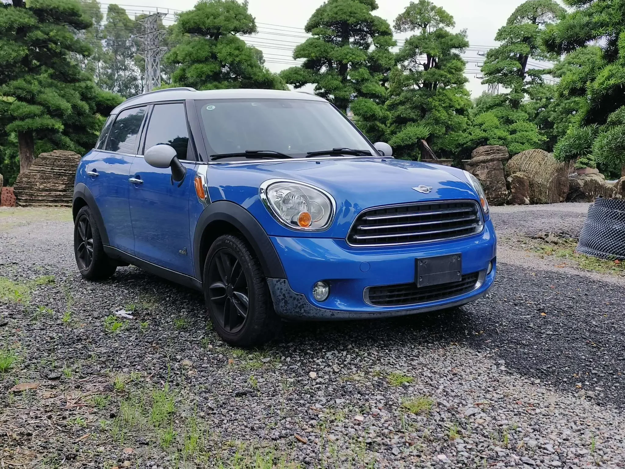 MINI COUNTRYMAN