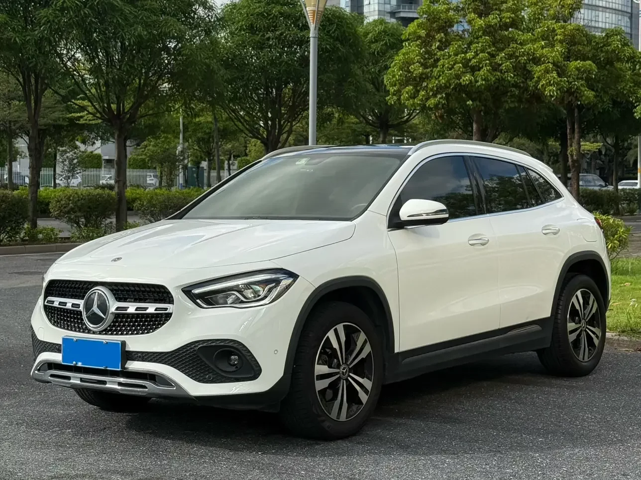 Mercedes-Benz GLA