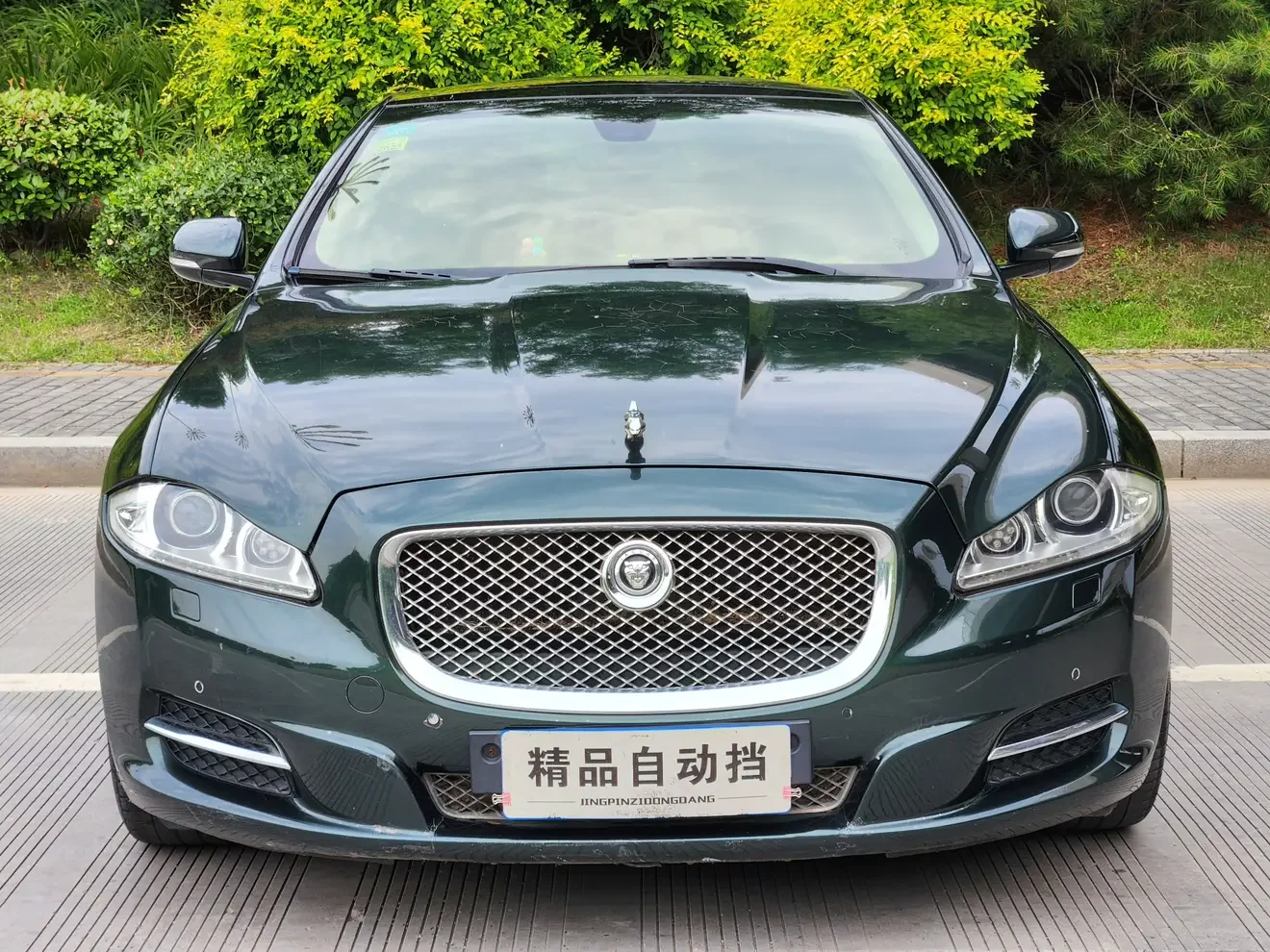 Jaguar XJ  из Китая