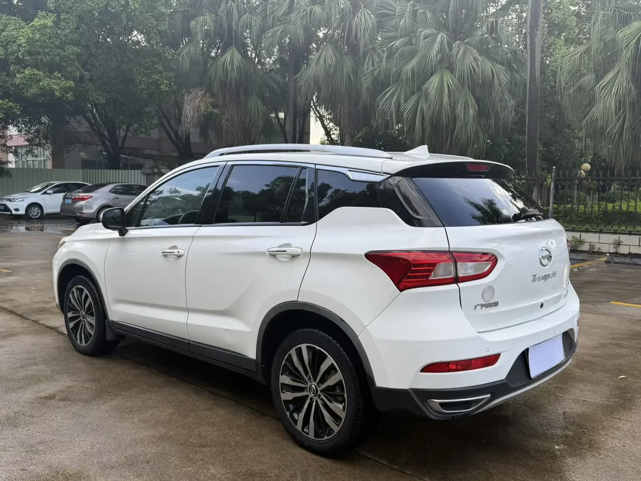 GAC Trumpchi GS4
