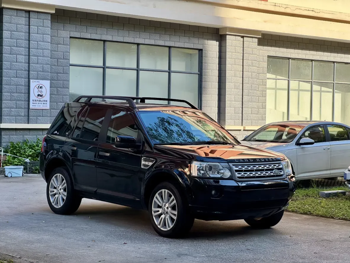 Land Rover Freelander 2