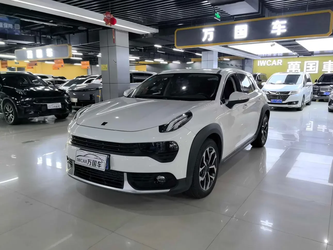 Lynk & Co 02