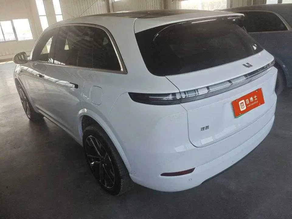 Lixiang L7