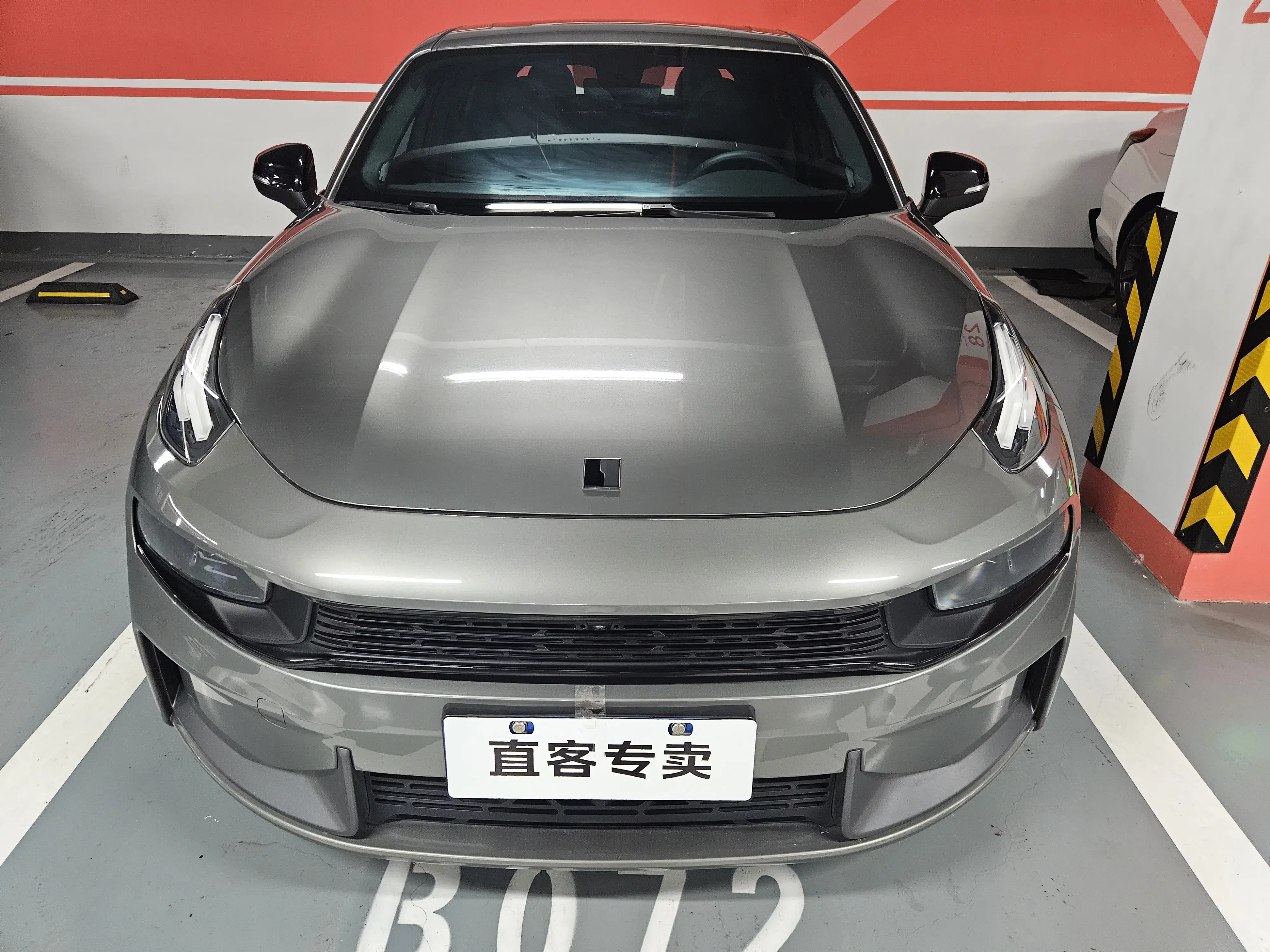 Lynk & Co 03