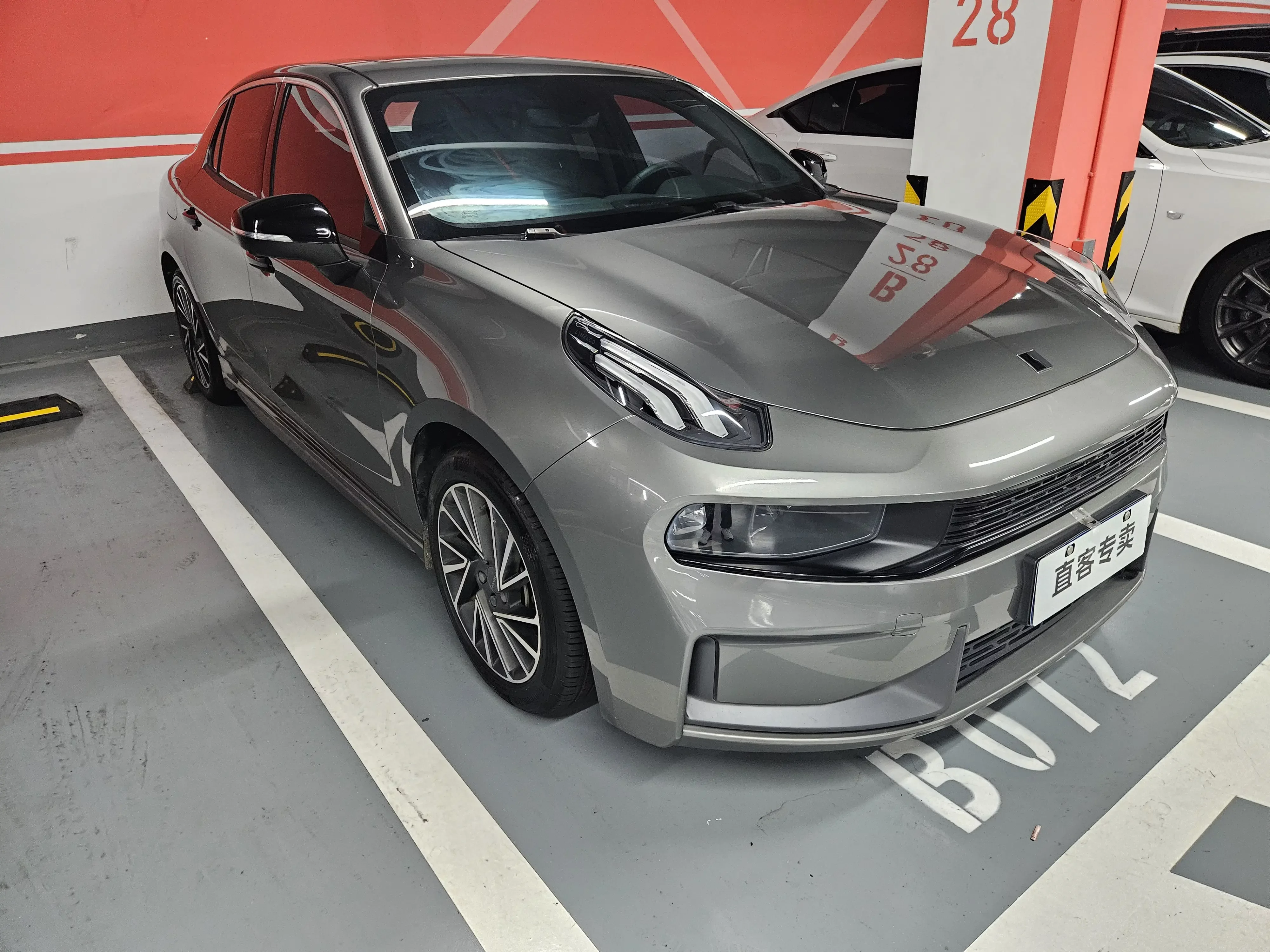 Lynk & Co 03