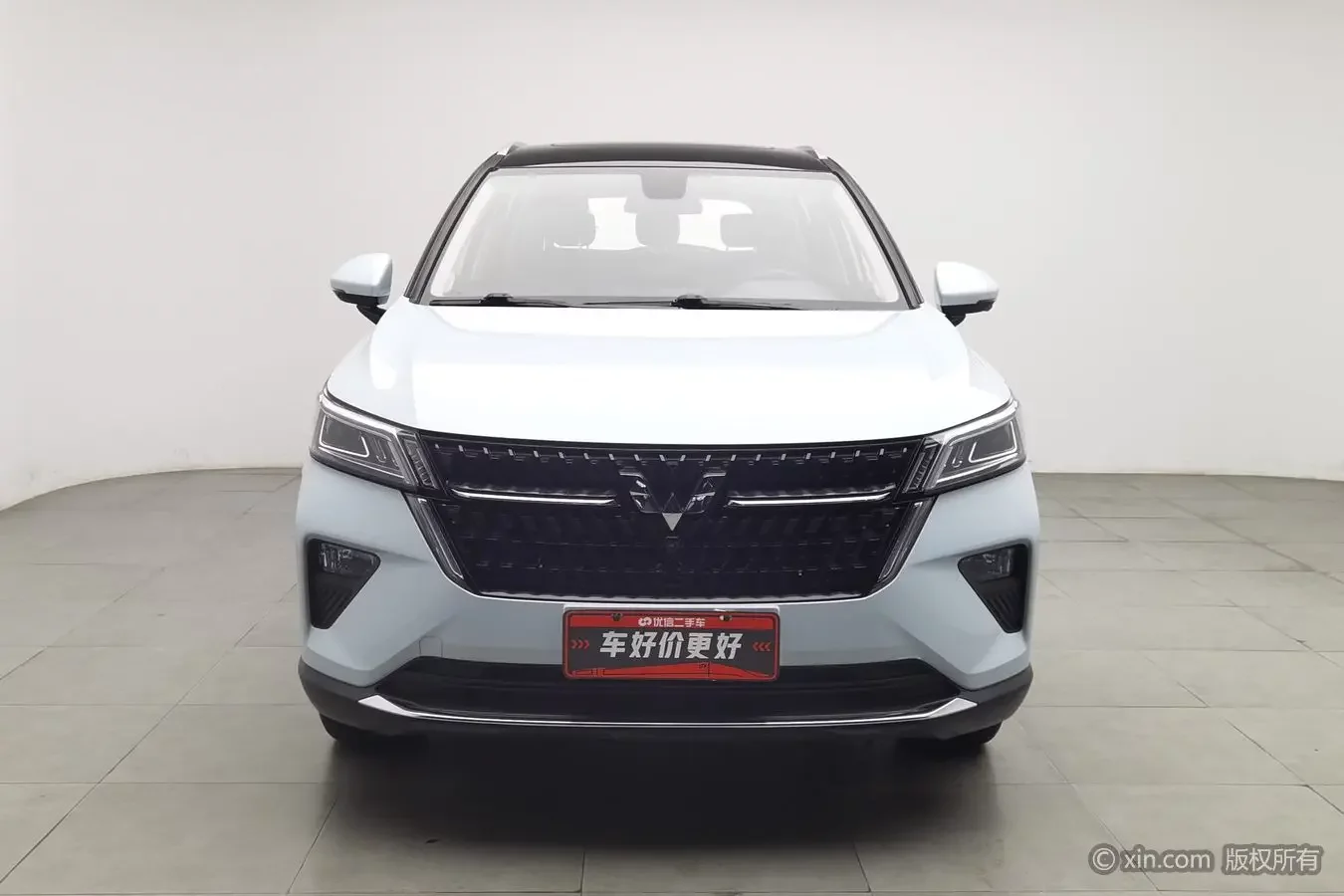 Wuling Asta