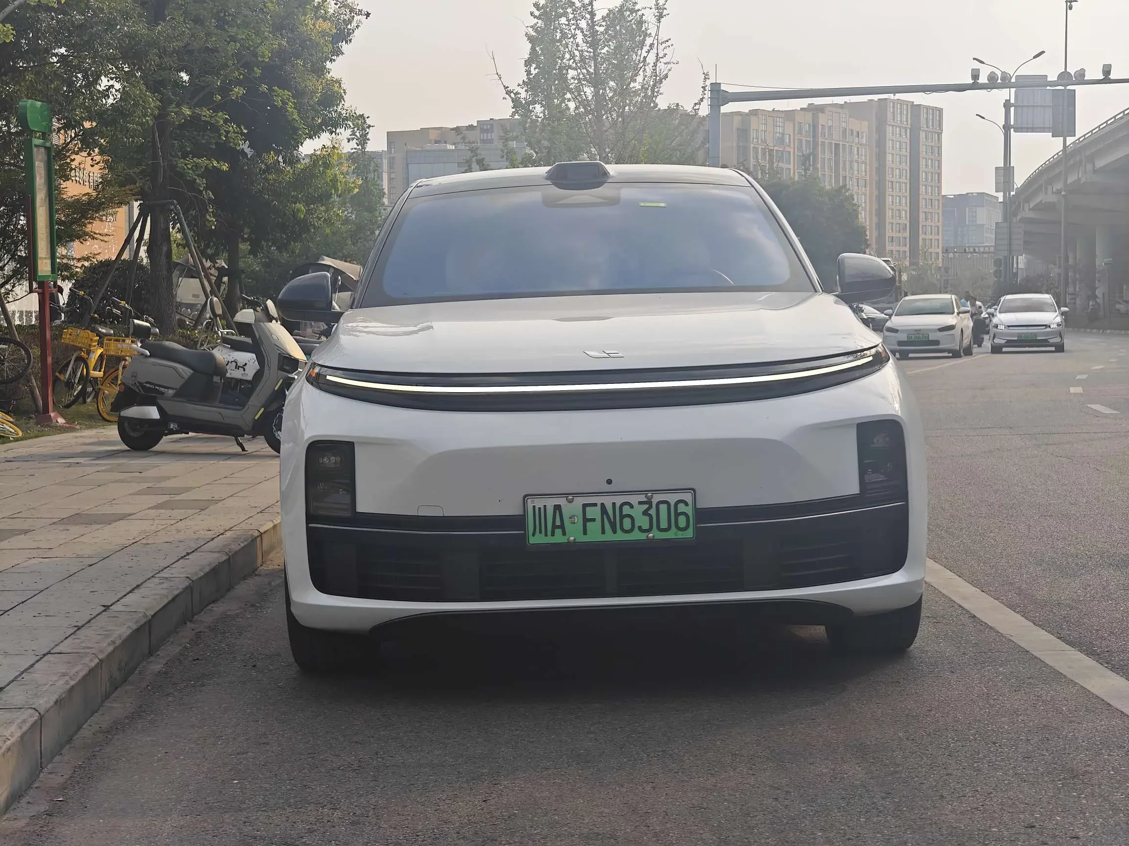 Lixiang L7