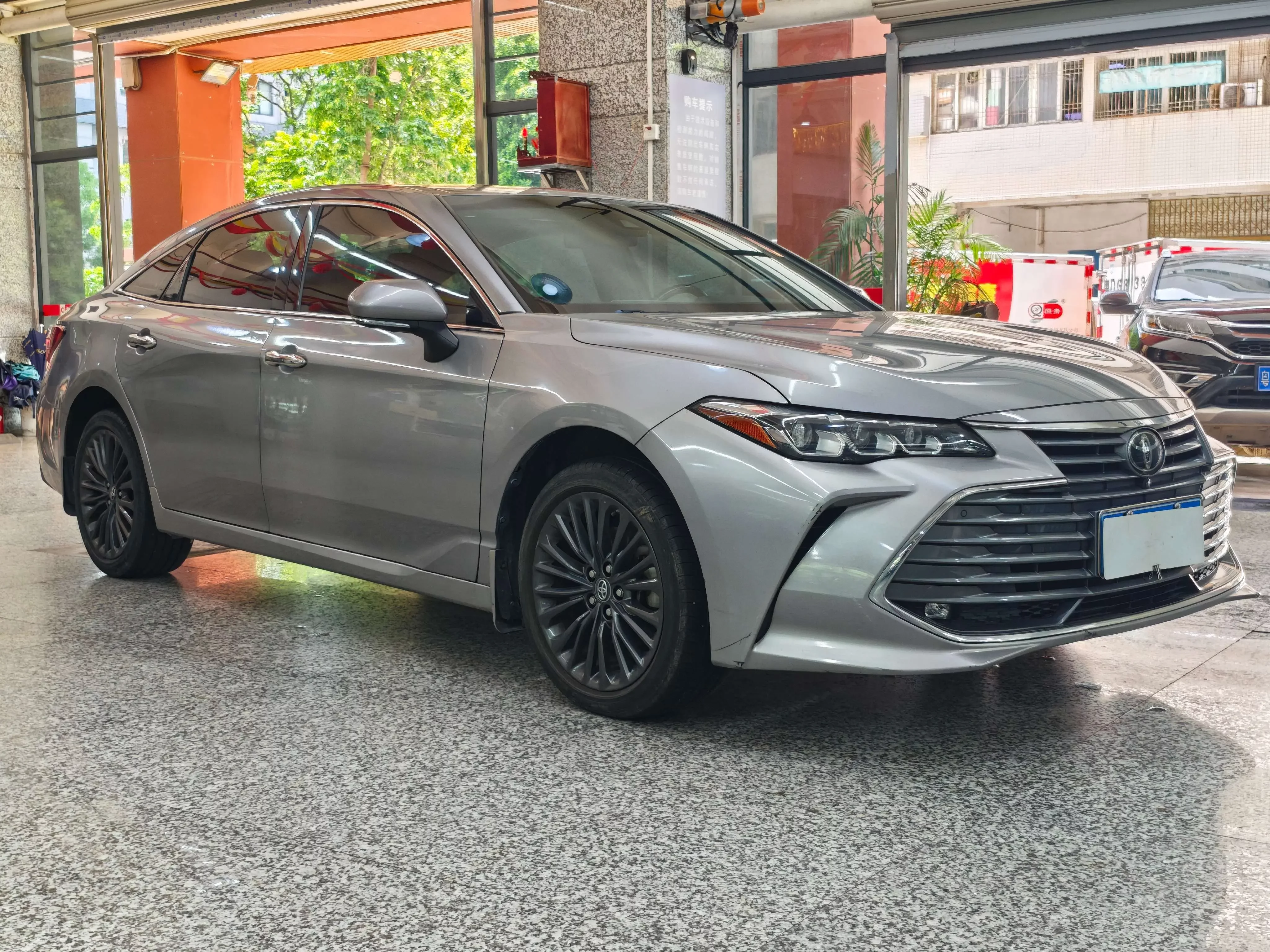 Toyota Avalon
