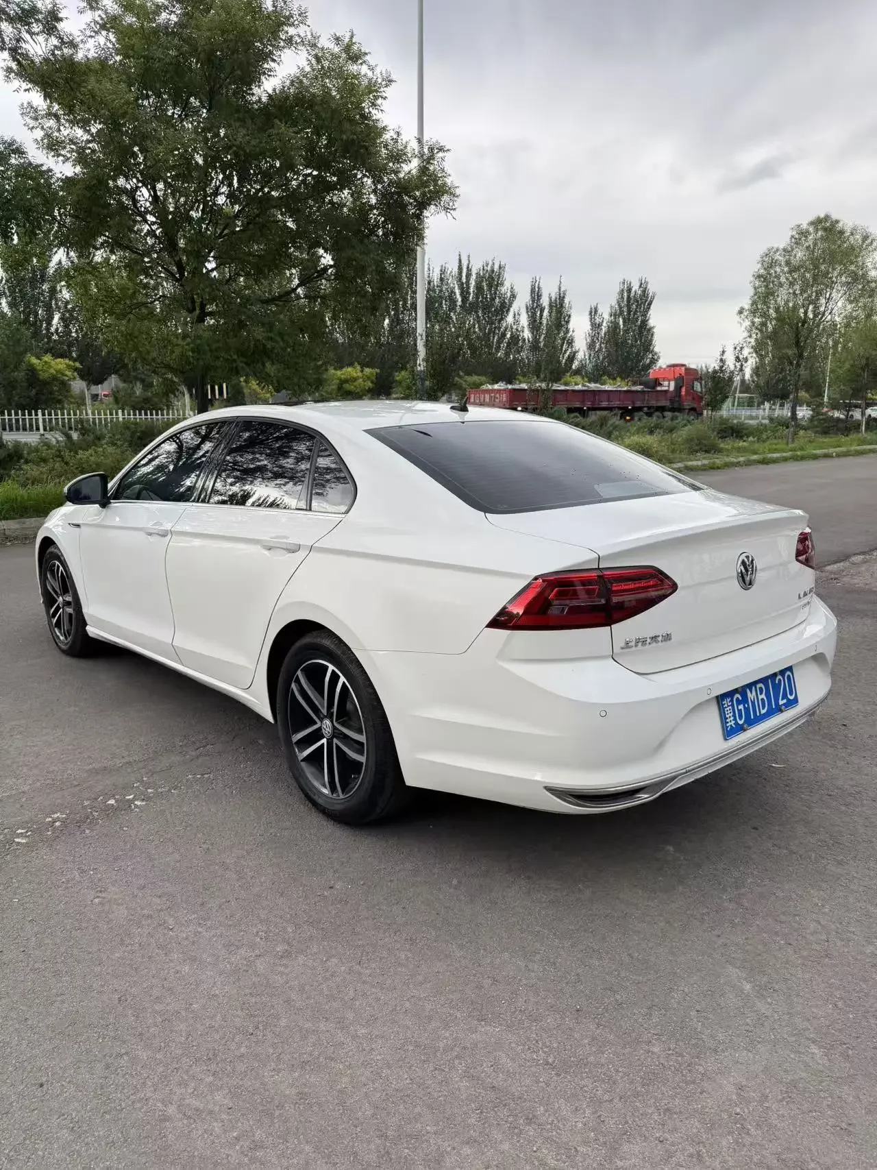 Volkswagen Lamando