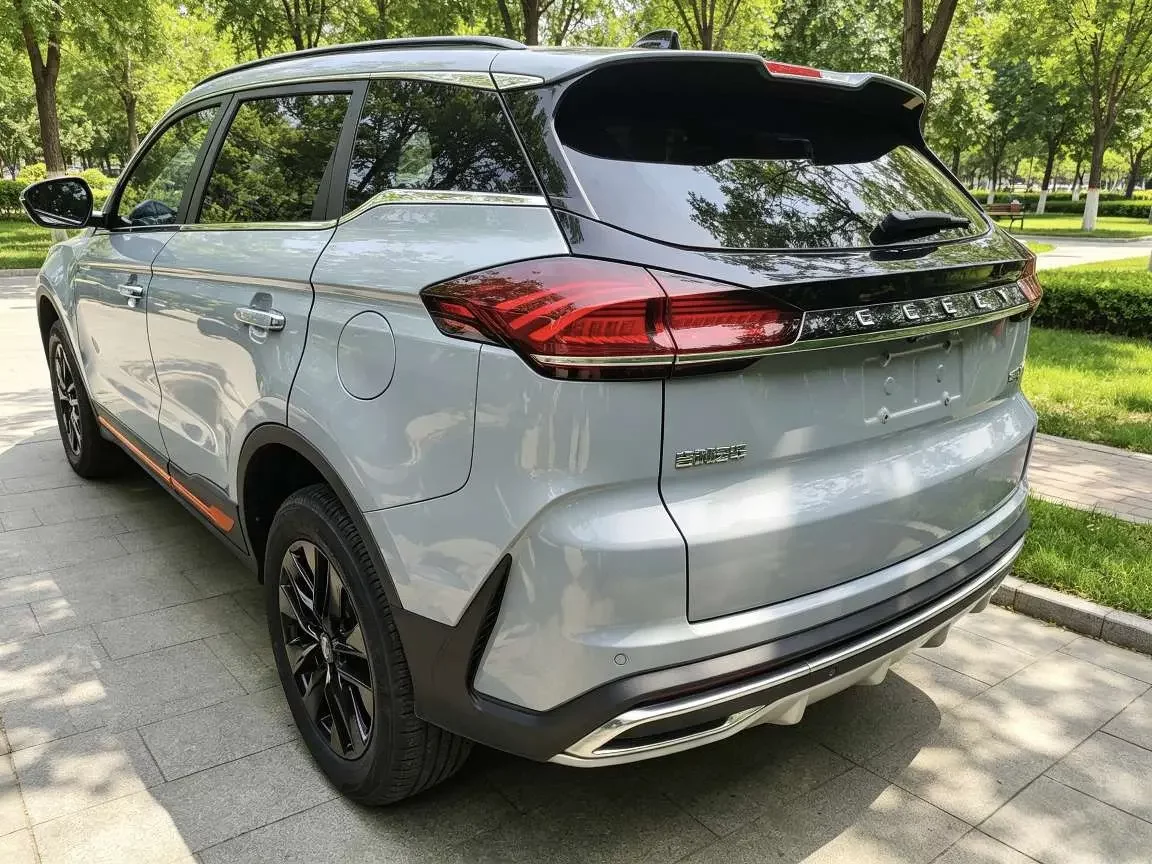Geely Atlas