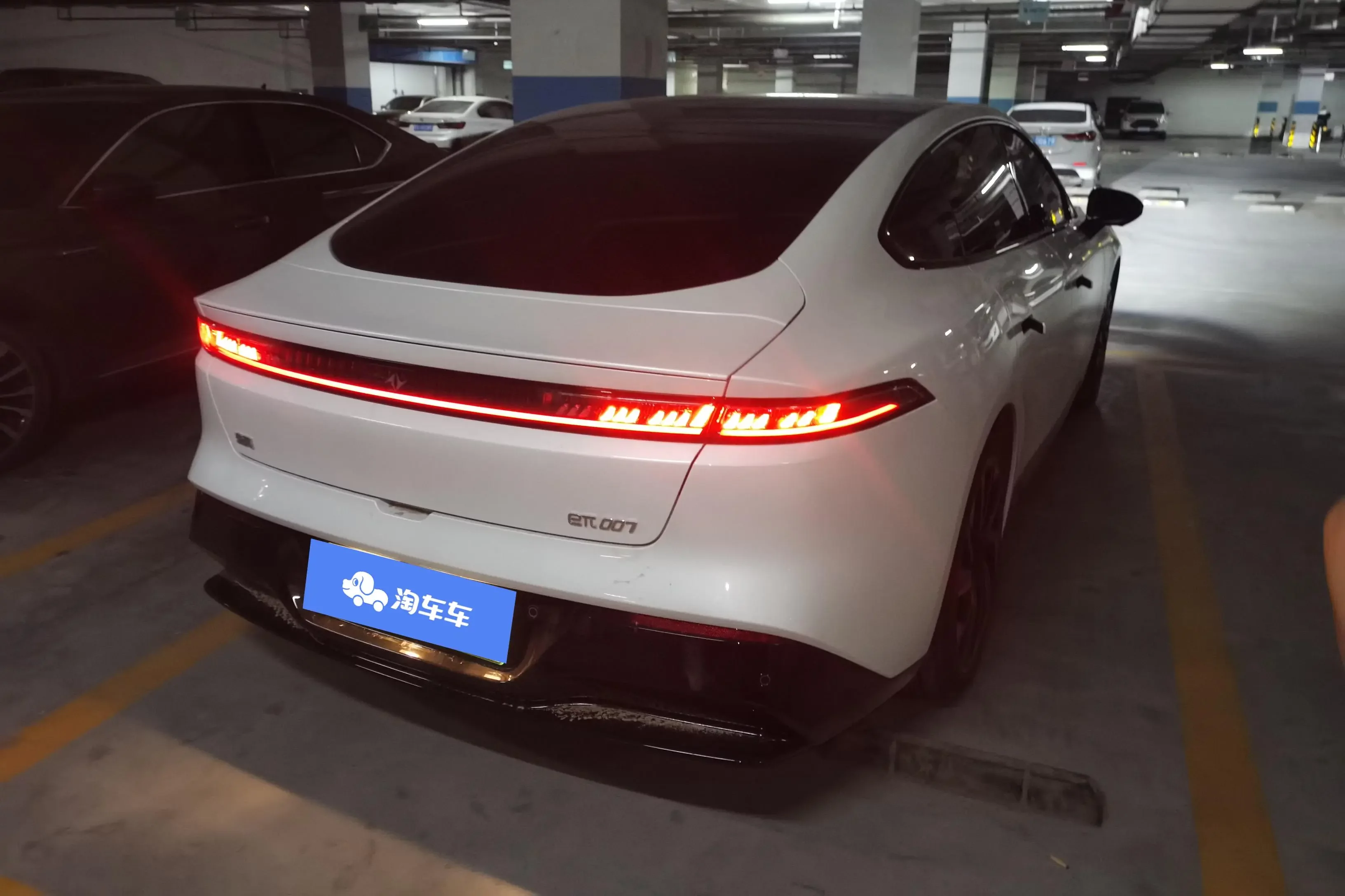 Dongfeng Yipai 007  из Китая
