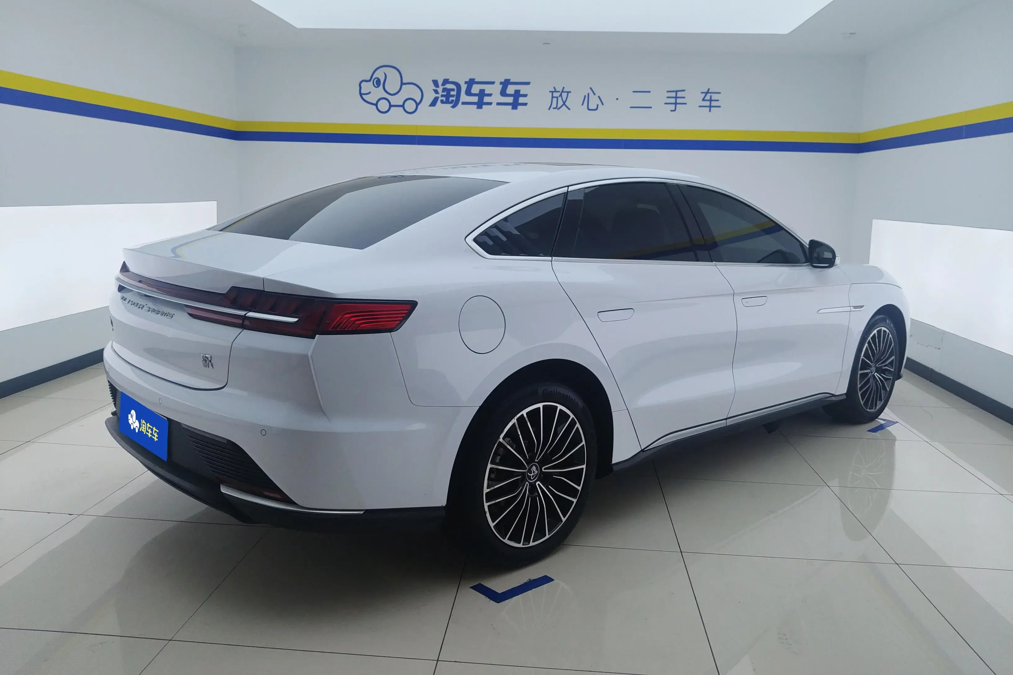 BYD Han EV