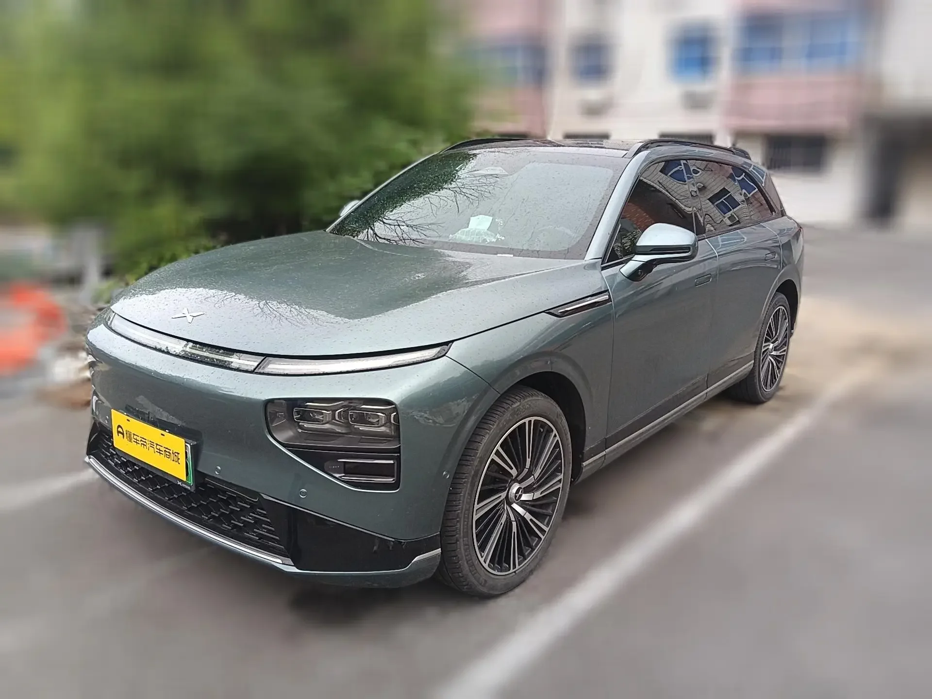 Xpeng G9