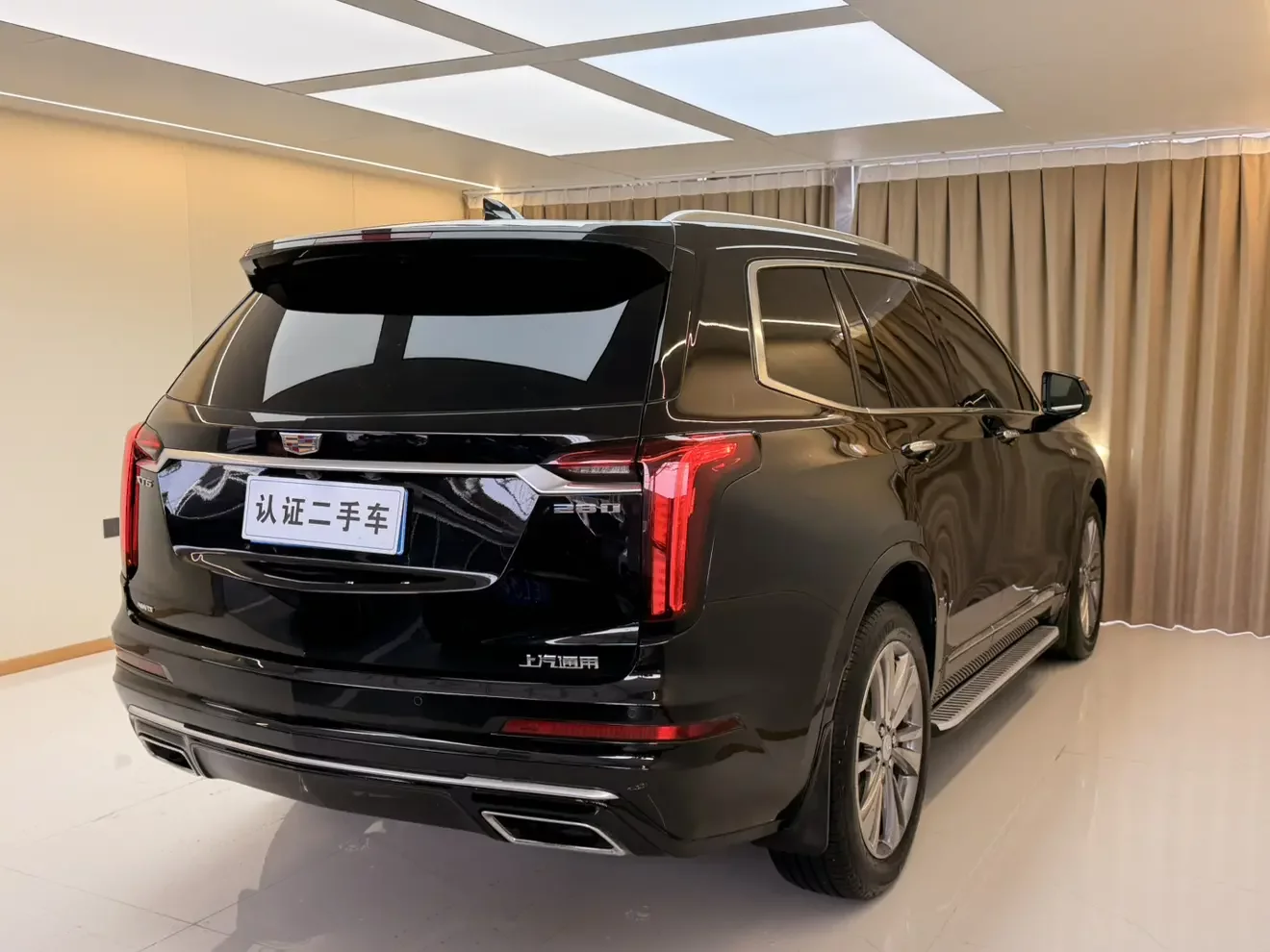 Cadillac XT6