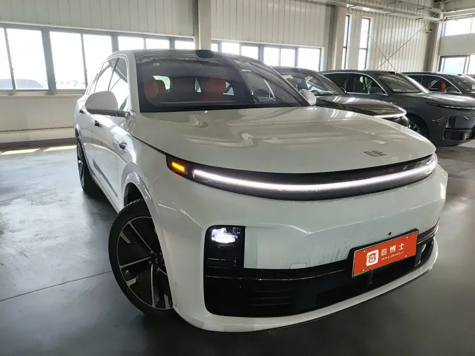 Lixiang L7