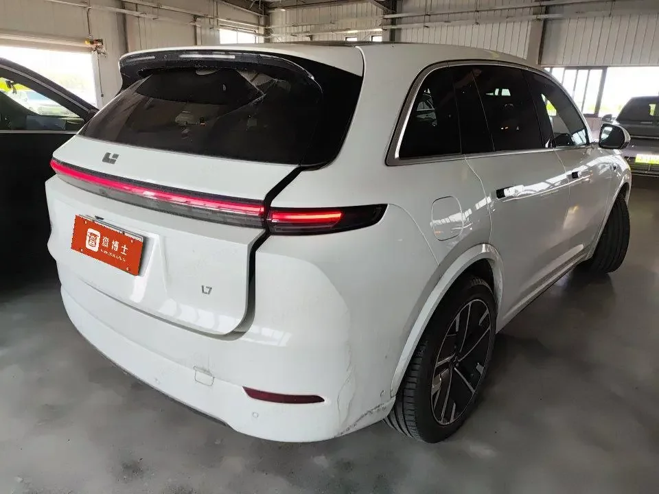 Lixiang L7