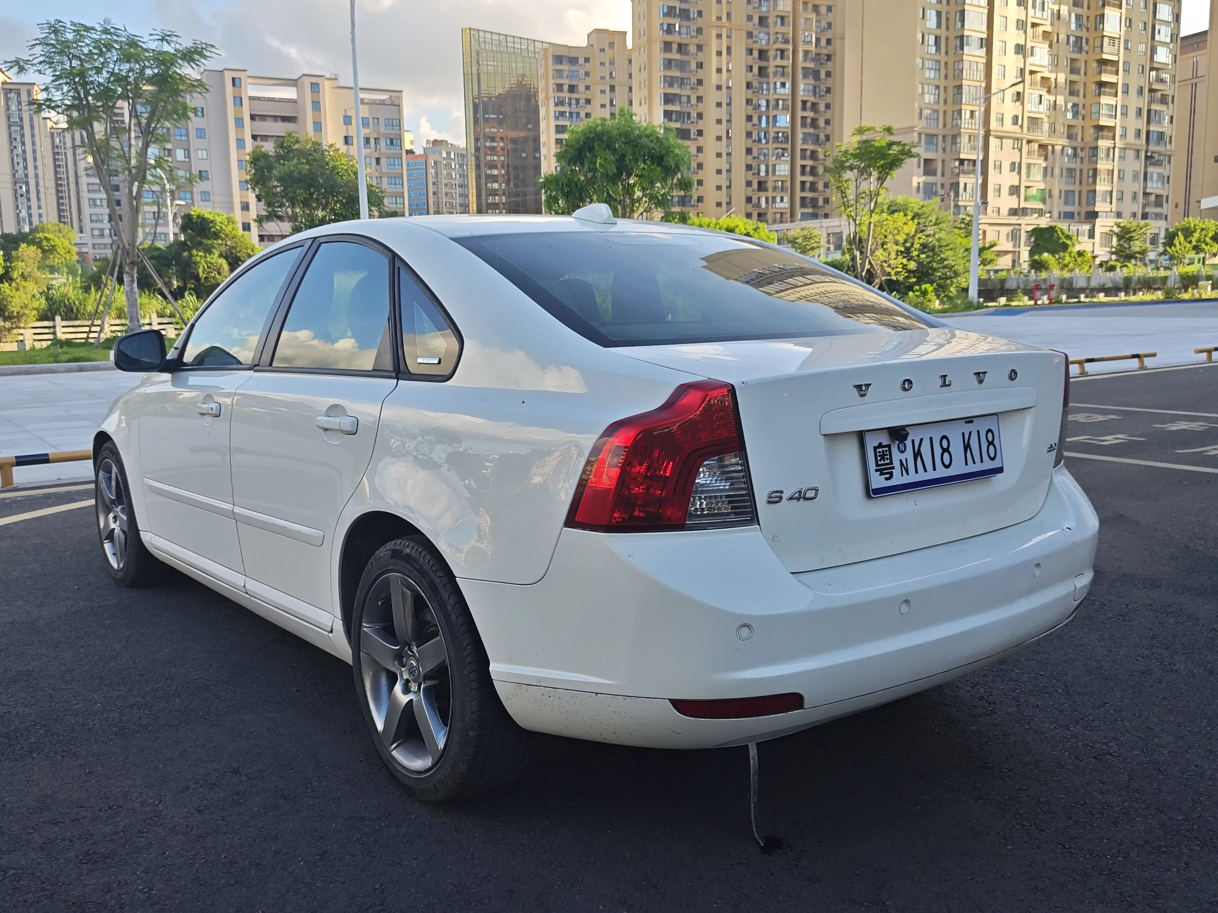 Volvo S40