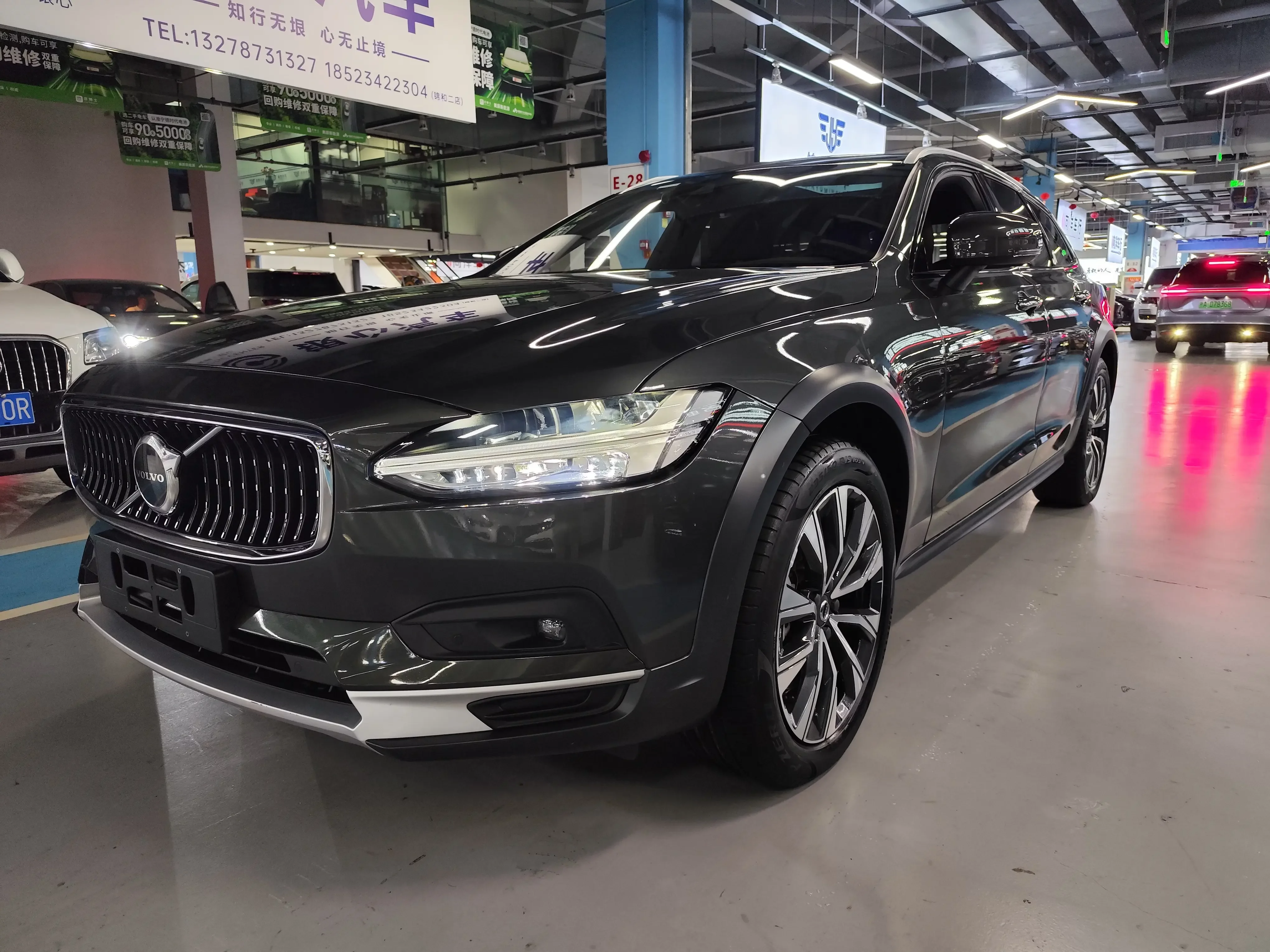 Volvo V90