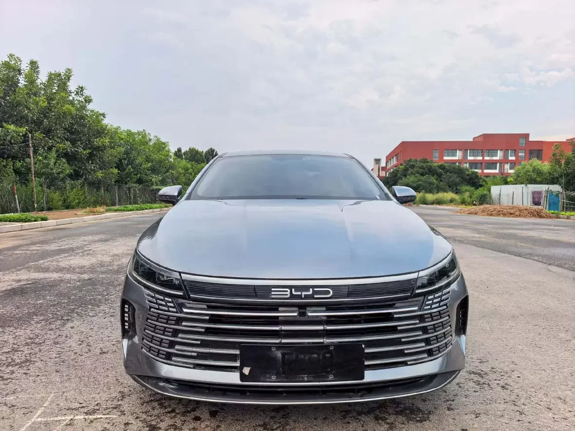 BYD Destroyer 05  из Китая