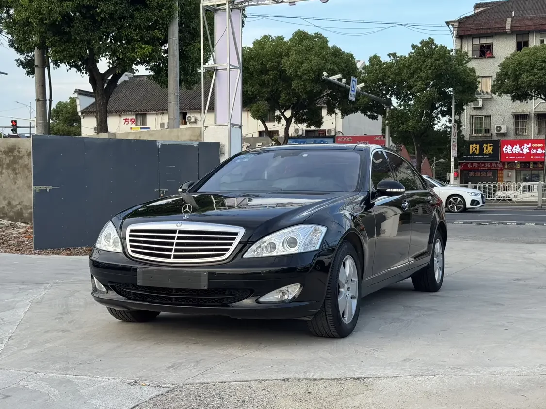 Mercedes-Benz S Class  из Китая