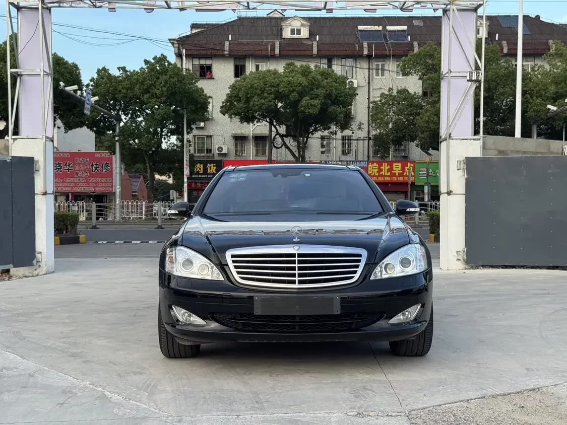 Mercedes-Benz S Class  из Китая